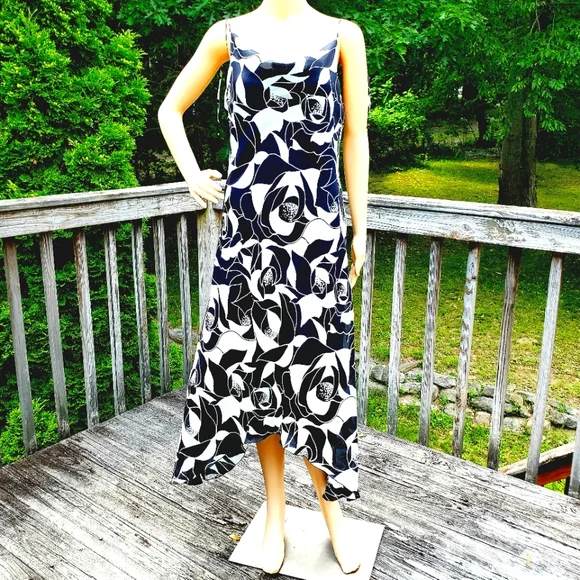 knee length dresses for ladies Sophia Abstract Maxi Dress – Atlanta Shoe Studio